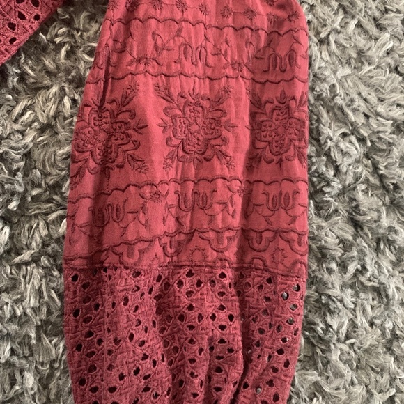 Anthropologie Top w/Lace Puff Sleeves and Back - Picture 7 of 13